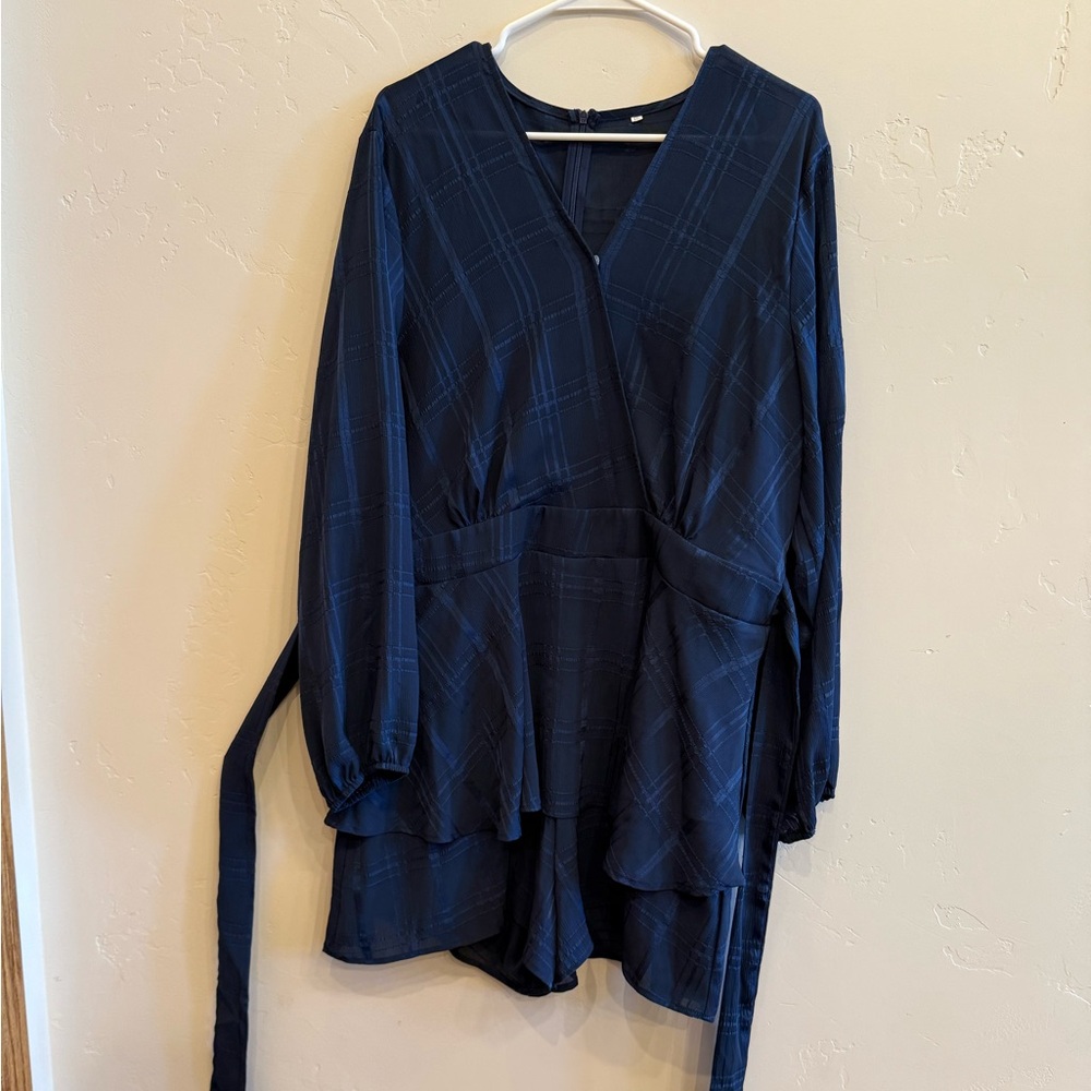 Elegant Navy Blue Women's Romper